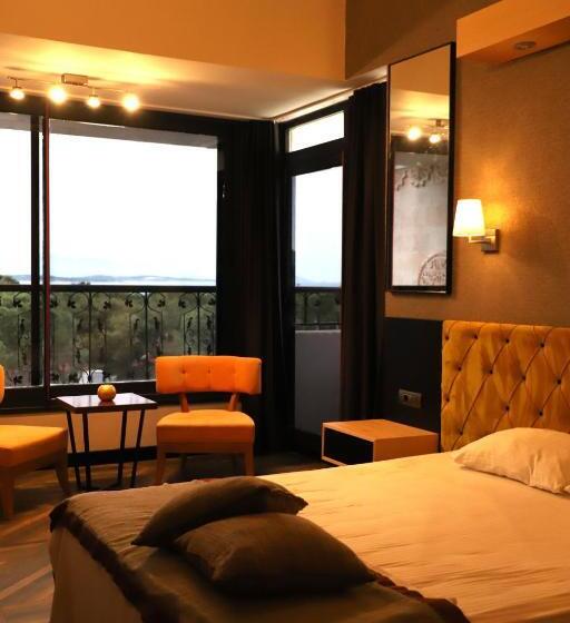 Отель Royal Cesme