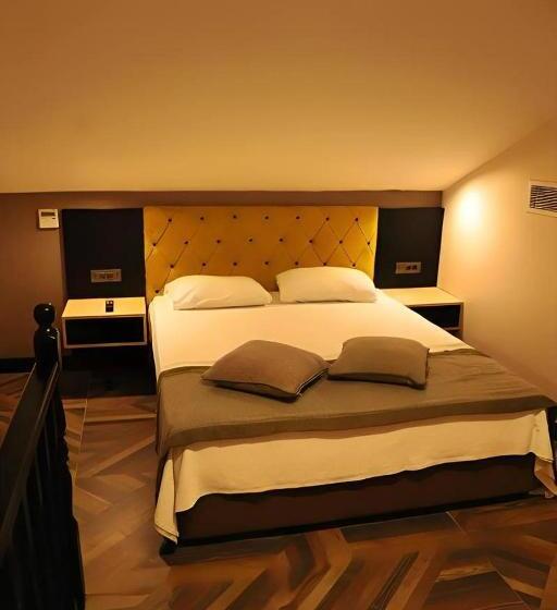 Отель Royal Cesme