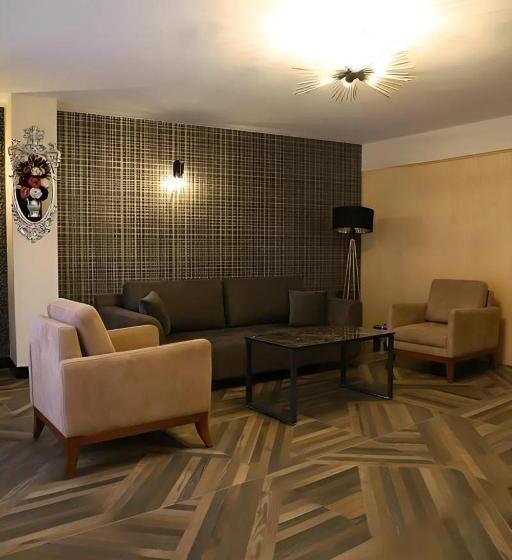 Отель Royal Cesme