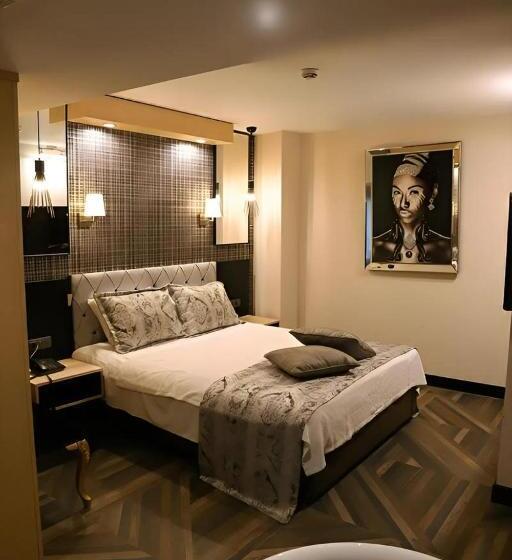 Отель Royal Cesme