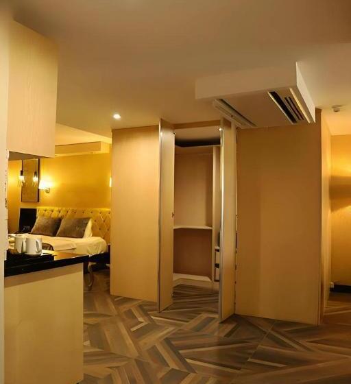 Отель Royal Cesme