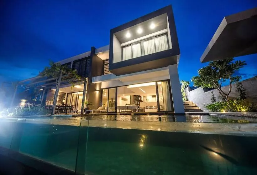 Acqua Villa Nha Trang