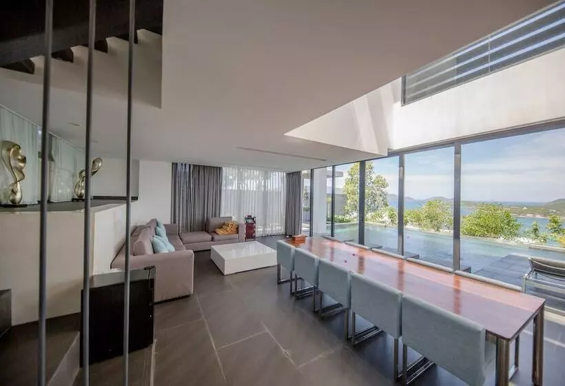 Acqua Villa Nha Trang