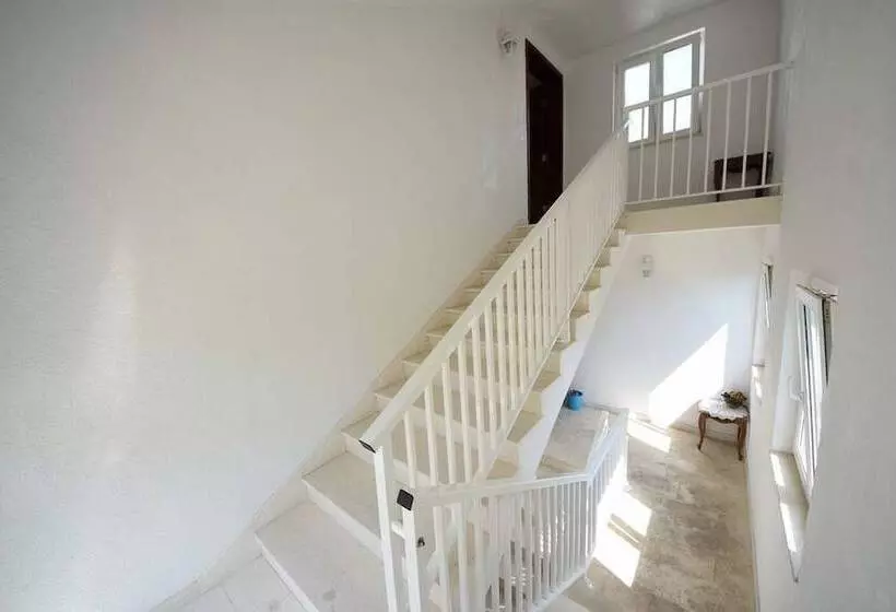 Apartmani Costa Rica Orebić