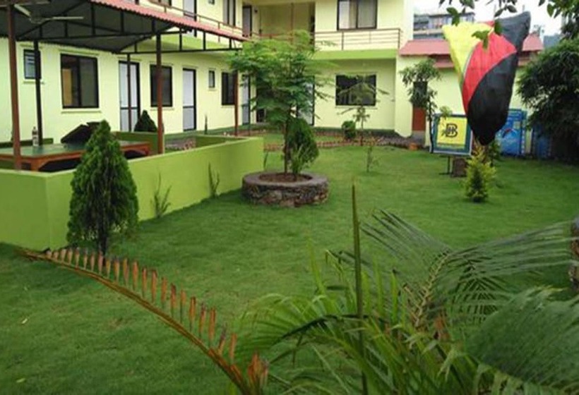 تختخواب و صبحانه Backpackers Home