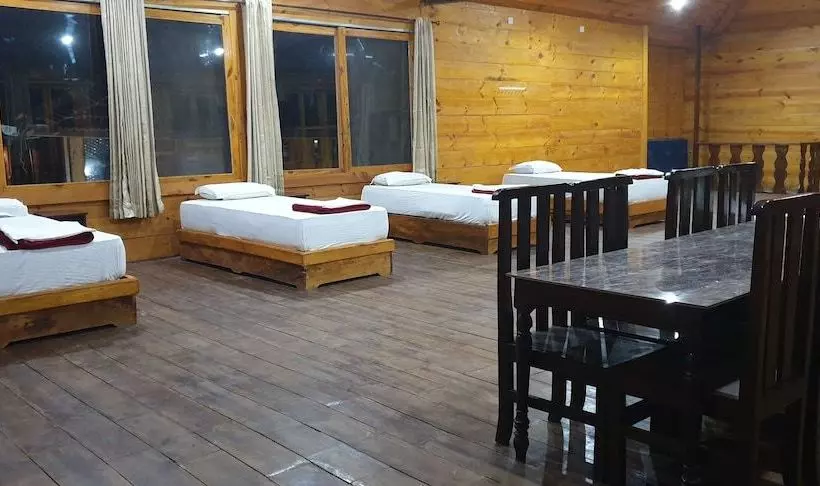 ホテル Brushwood Villa