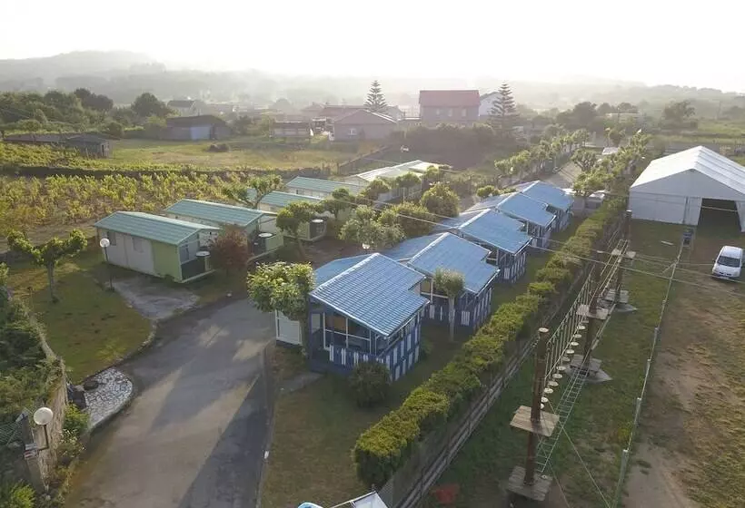 ホテル Camping Os Fieitás