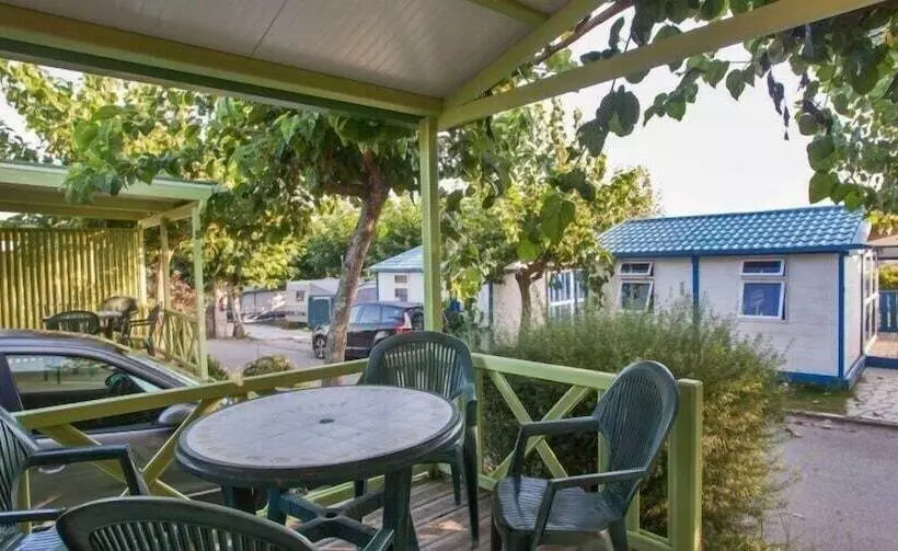 ホテル Camping Os Fieitás