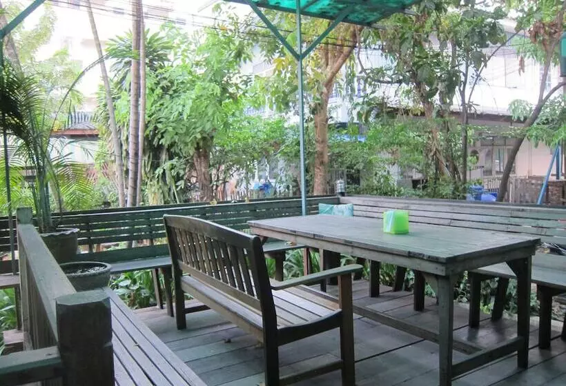 پانسیون Ayutthaya Place