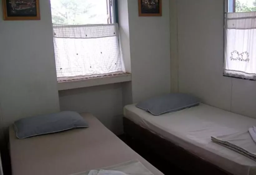 پانسیون Ayutthaya Place