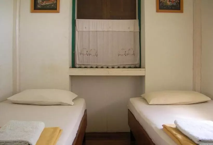 پانسیون Ayutthaya Place