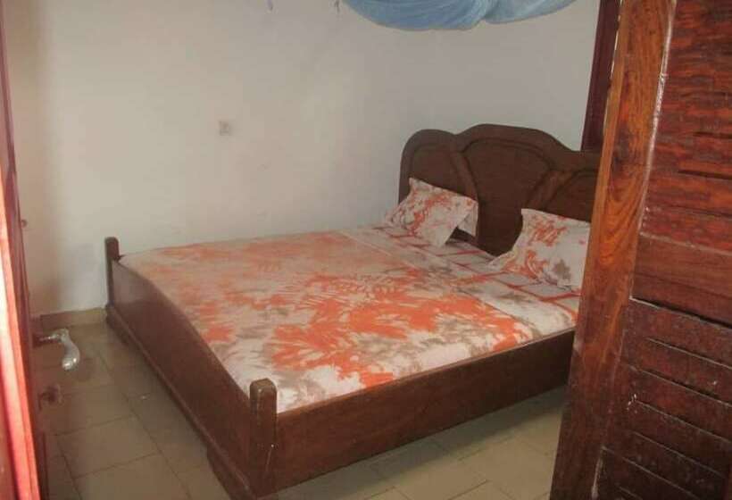 پانسیون Dave S  Home