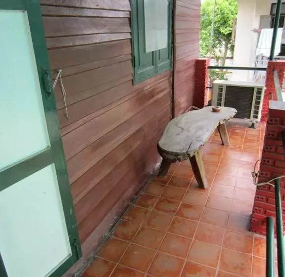 پانسیون San Sook Place Guest House