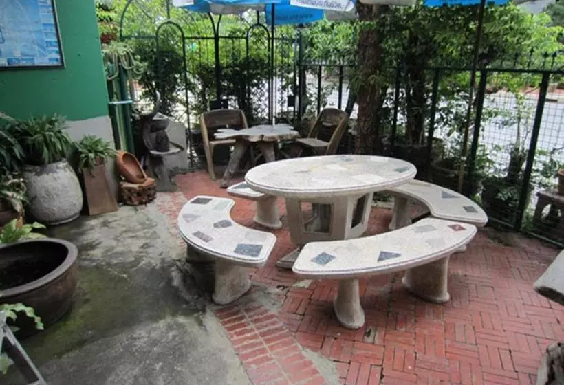 پانسیون San Sook Place Guest House