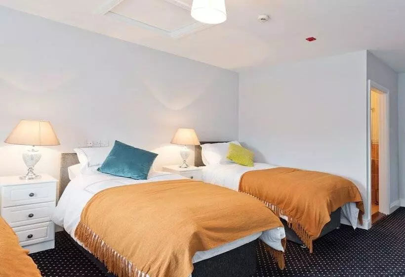 Majatalo The Hatch Cavan