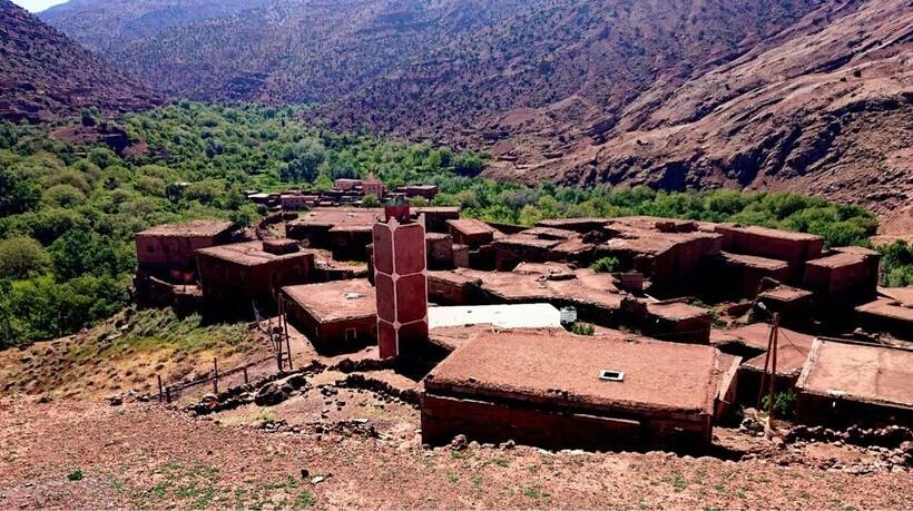 פנסיון Tighza Village