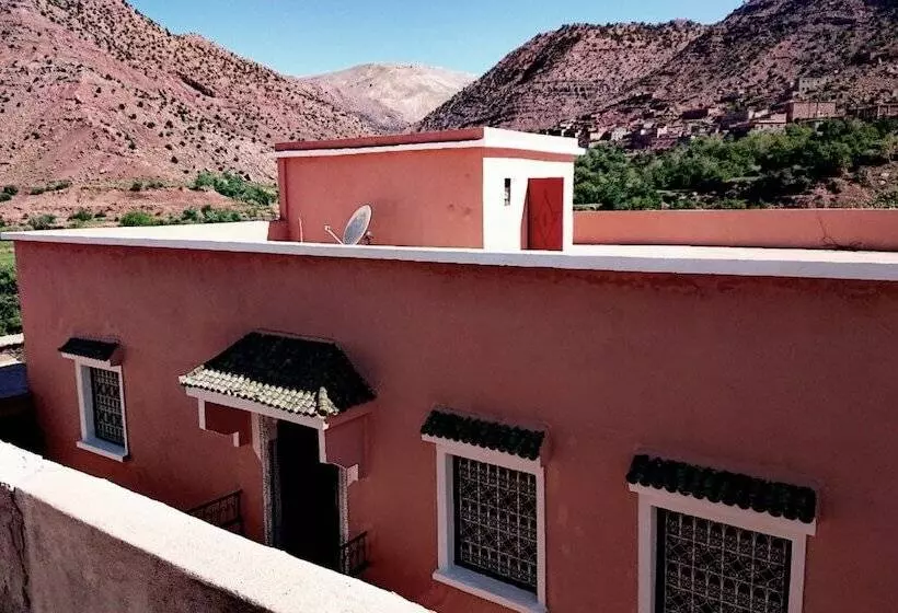 Majatalo Tighza Village