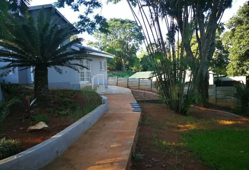 ペンション Tzaneen Bed & Breakfast