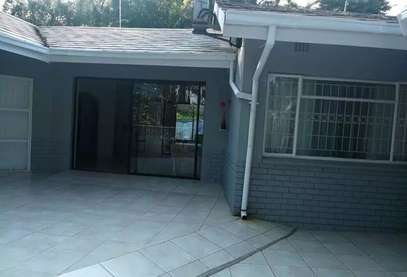 ペンション Tzaneen Bed & Breakfast