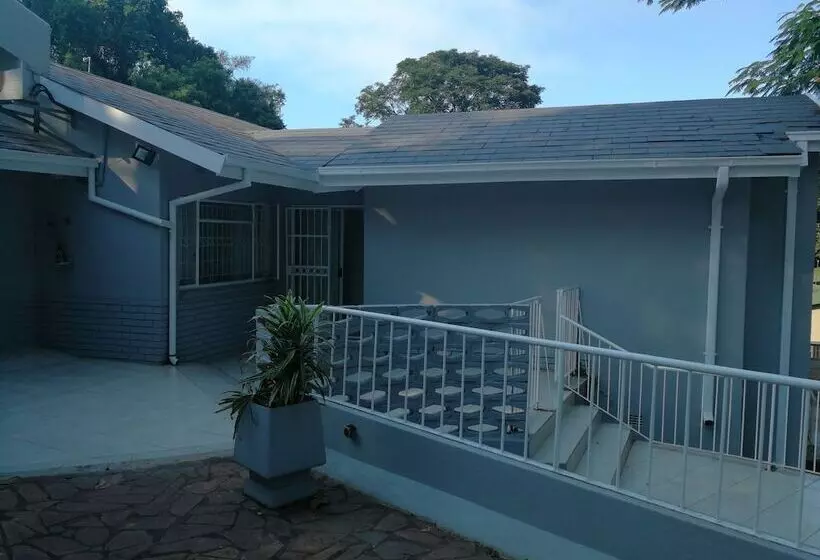 ペンション Tzaneen Bed & Breakfast