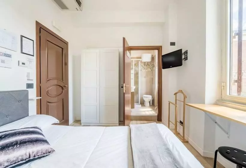 Rooms Piramide