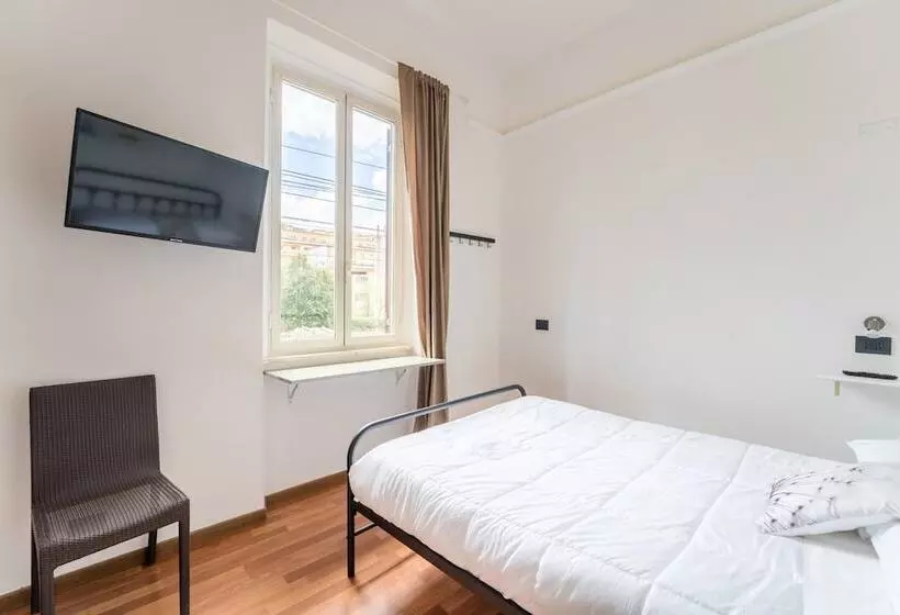 Rooms Piramide