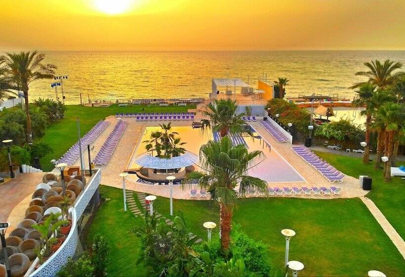 Senses Hotel And Resort