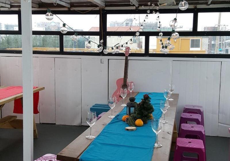 Lemon Tree Guesthouse 1 Hostel