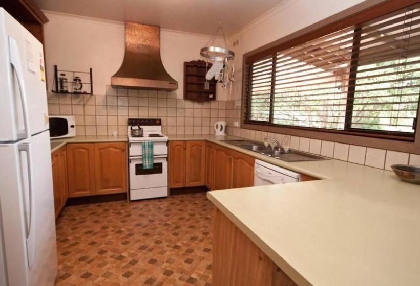 Eastwind On Chinamans Creek