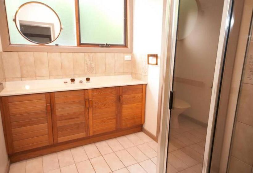 Eastwind On Chinamans Creek