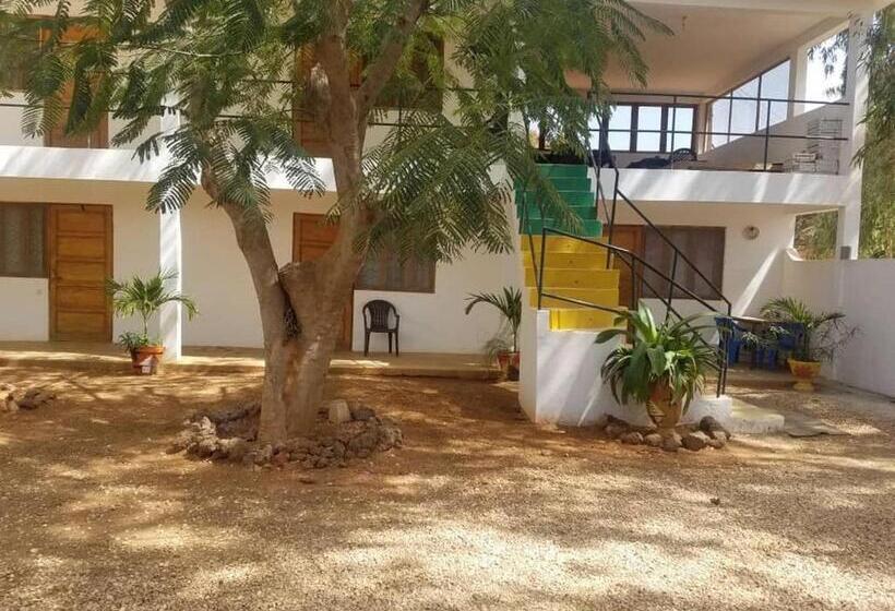 پانسیون Al Jannah