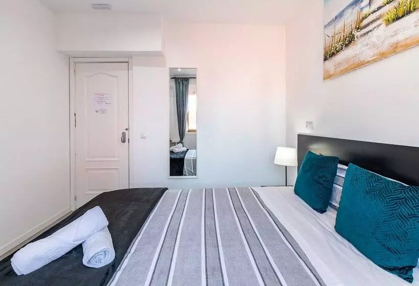 پانسیون Ayz Sierra De Meira   Auto Check In Property