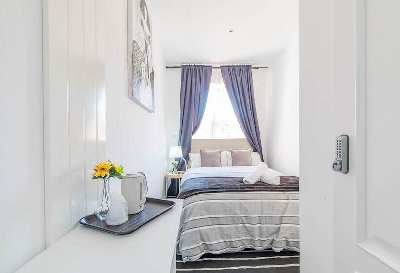 پانسیون Ayz Sierra De Meira Auto Check In Property