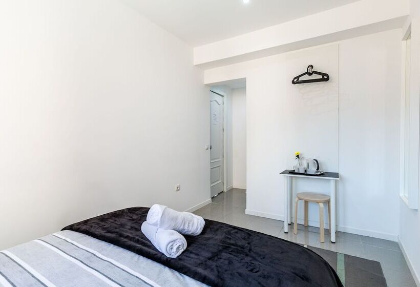 پانسیون Ayz Sierra De Meira Auto Check In Property