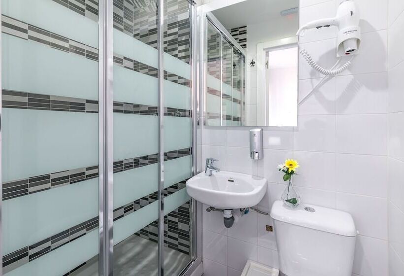 پانسیون Ayz Sierra De Meira Auto Check In Property