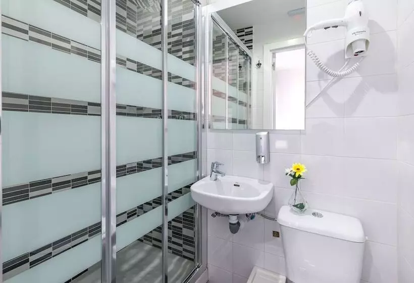 پانسیون Ayz Sierra De Meira   Auto Check In Property