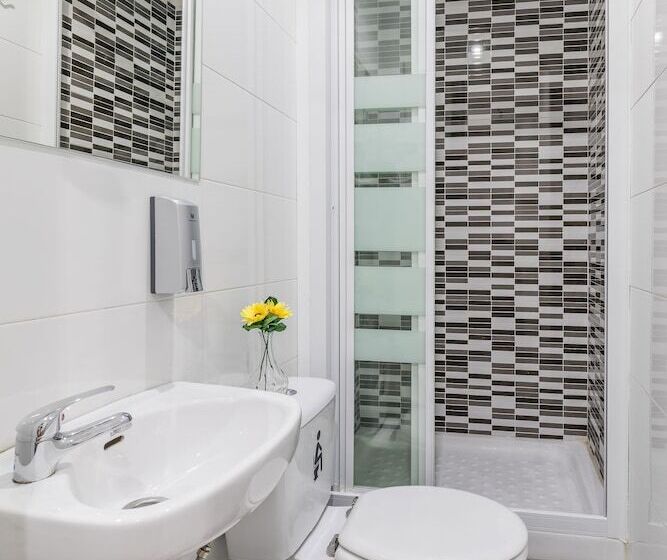 پانسیون Ayz Sierra De Meira Auto Check In Property