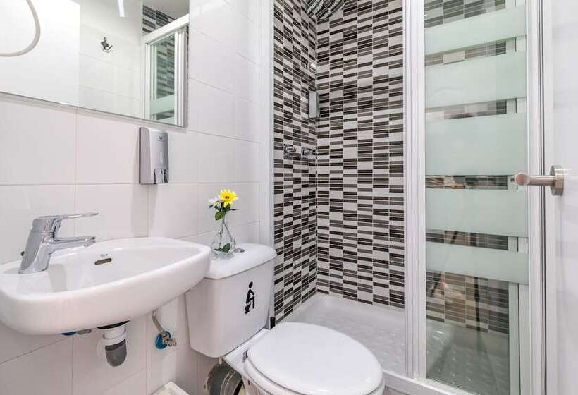 پانسیون Ayz Sierra De Meira Auto Check In Property