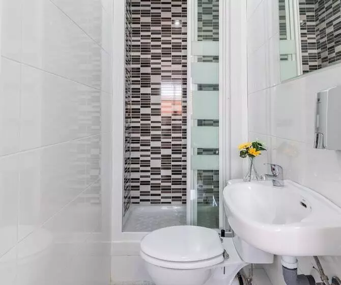 پانسیون Ayz Sierra De Meira   Auto Check In Property