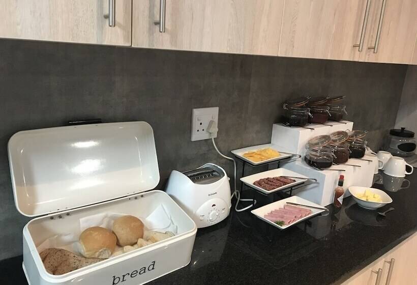 پانسیون Bella Luna Bed And Breakfast