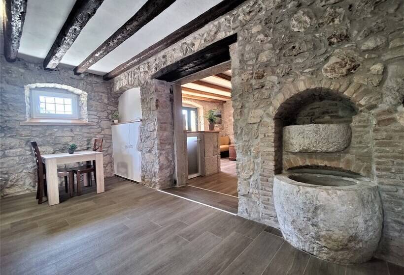 پانسیون Castello Gulich