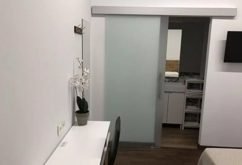 Majatalo Cero Estrellas Cabildo