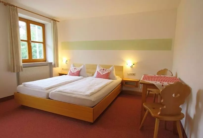 Majatalo Gasthof Rundeck