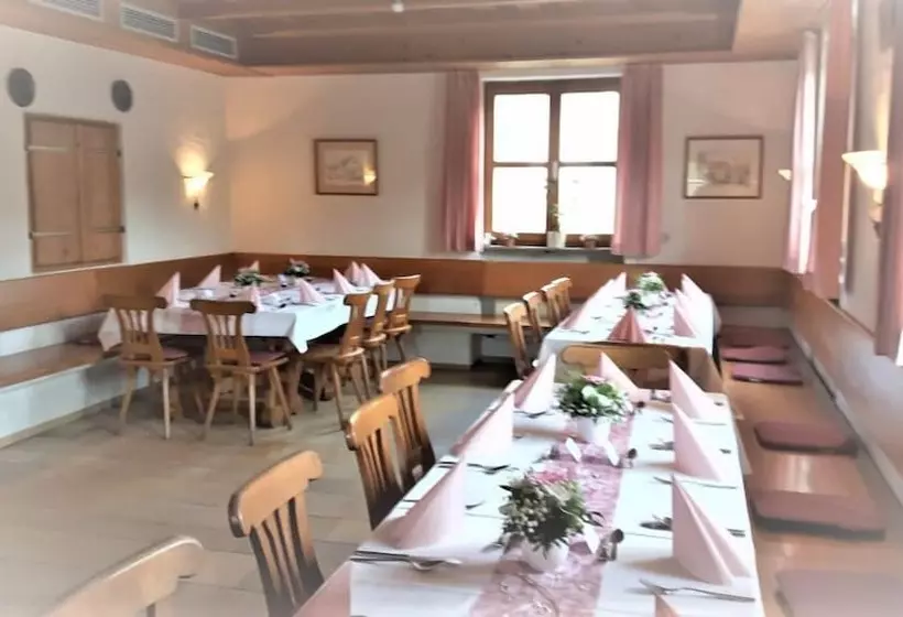 Majatalo Gasthof Rundeck
