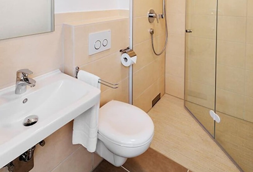 Пансион Gästehaus Neubauer