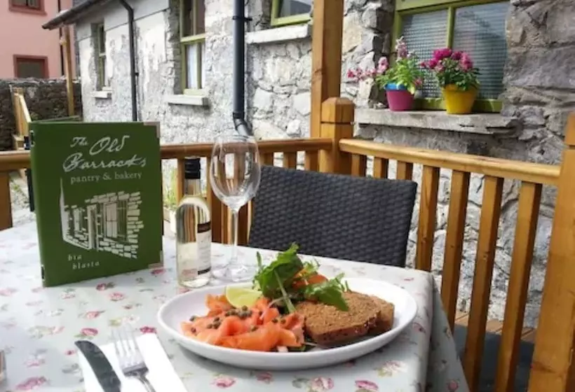 ペンション Lodge At The Old Barracks