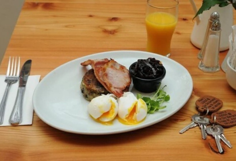 פנסיון Lodge At The Old Barracks