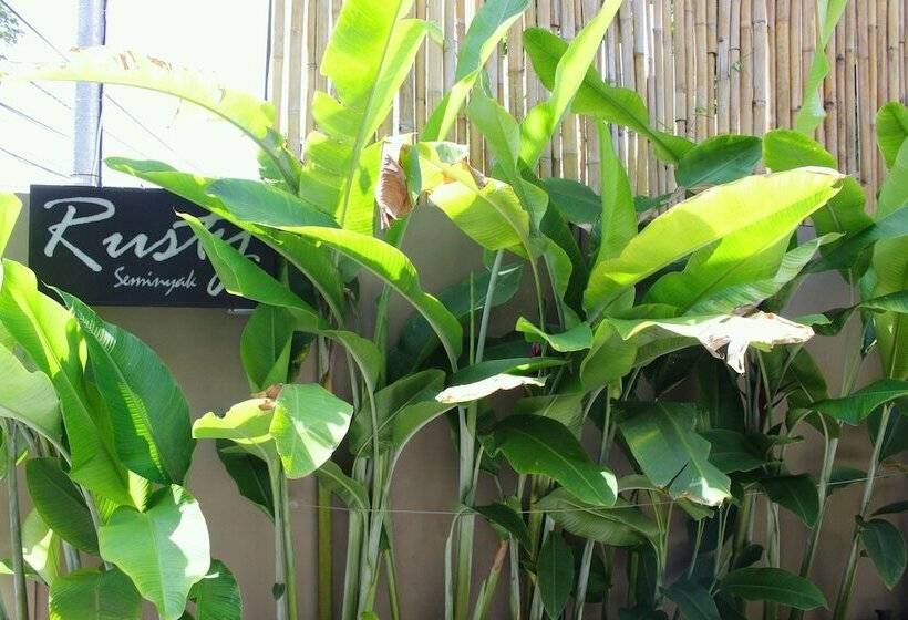 Pansiyon Rusty Seminyak