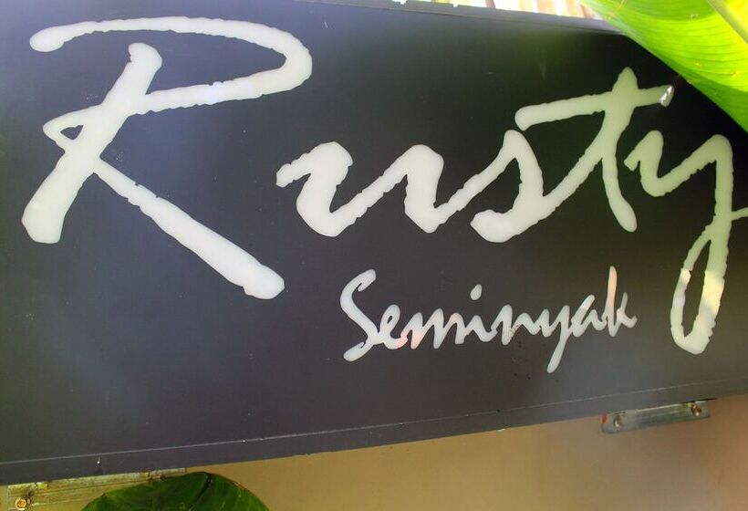 Pansiyon Rusty Seminyak