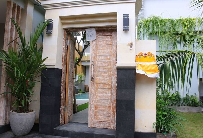 Pansiyon Rusty Seminyak